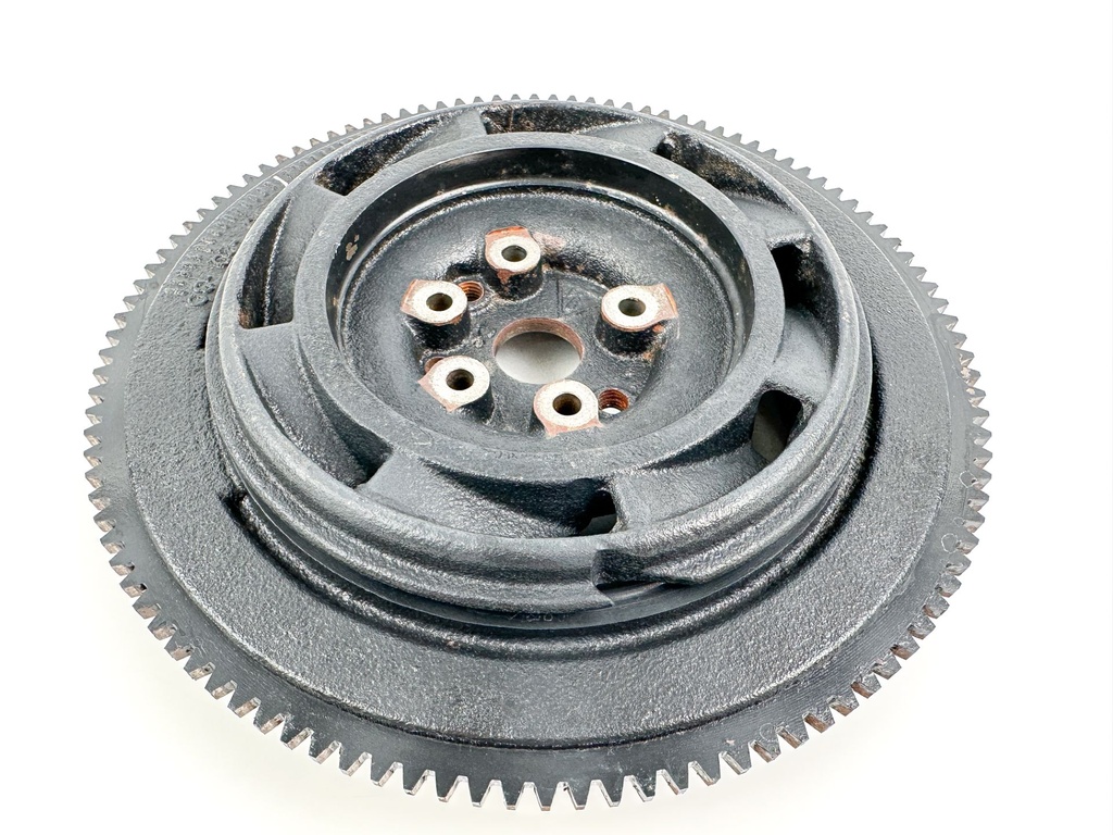 2009 Evinrude 150 HP 2 Stroke Outboard Flywheel 5007033 OEM