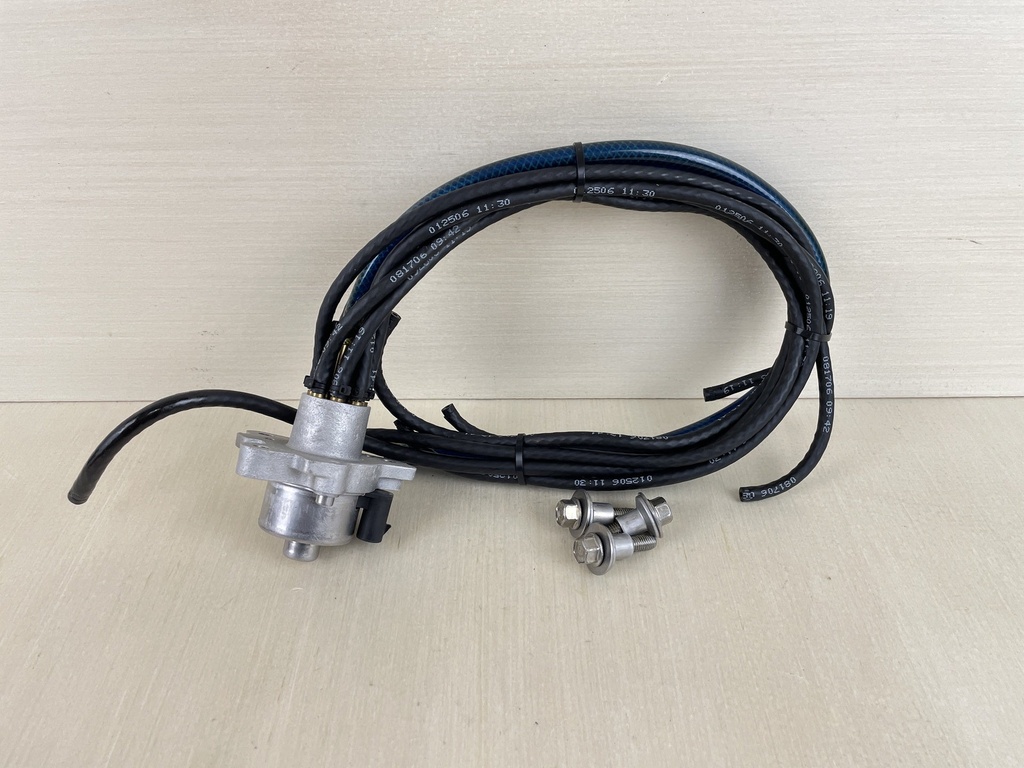 2007 Mercury 150HP Optimax 2 Stroke Outboard Oil Pump Assembly 857149T05