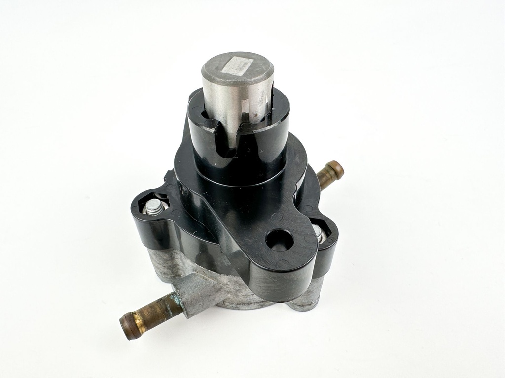 2007 Yamaha 90 HP 4 Stroke Outboard Fuel Pump 6D8-24410-00-00 OEM