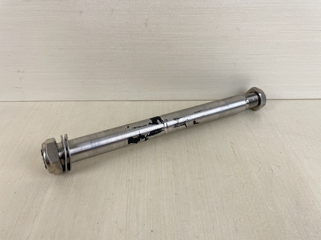 2007 Mercury 150HP Optimax 2 Stroke Outboard Tilt Tube Bolt 826125A1