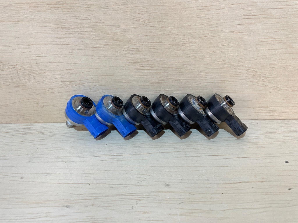 1999 Mercury Optimax 200hp Outboard Air Injector Assembly Set 8M6001743