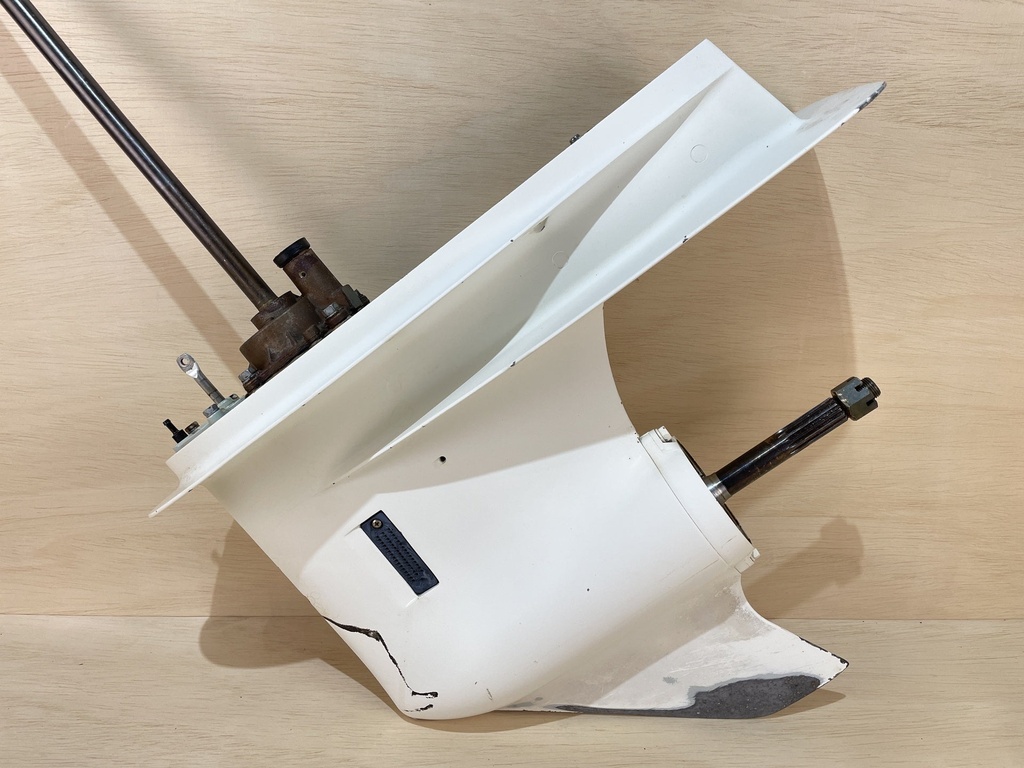 2001 - 2009 Suzuki DF 60 70 HP 20" Long Lower Unit Gear Case OEM