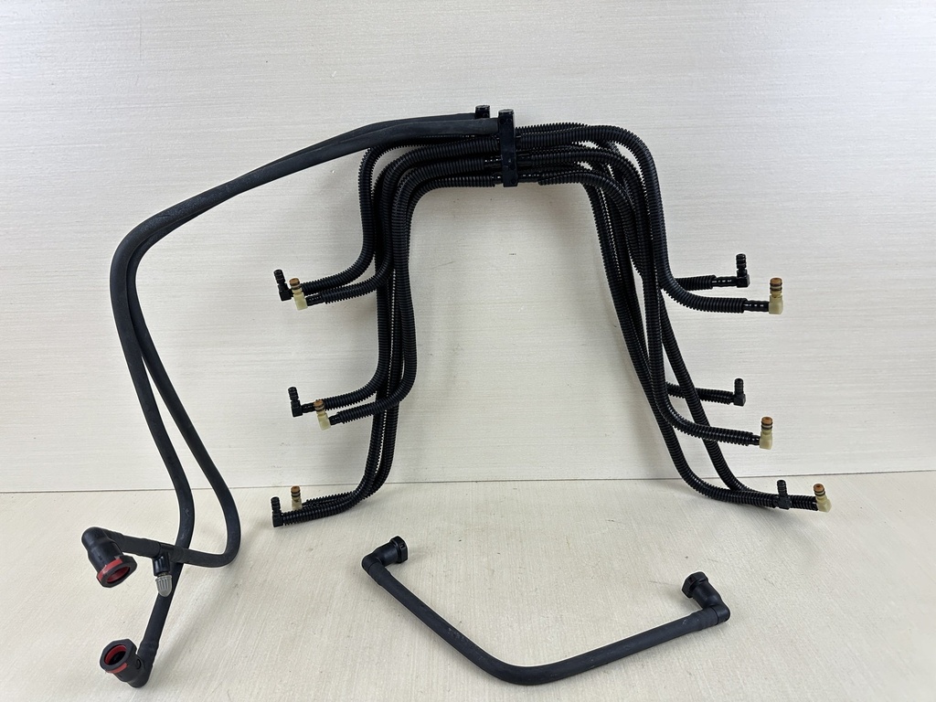 2001 Evinrude 250HP Ficht 2 Stroke Outboard Fuel Feed & Return Line Hose Assembly 5001275