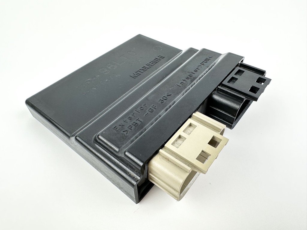 2023 Suzuki 175 HP 4 Stroke Outboard Engine Control Unit ECU 33920-96LT0 OEM