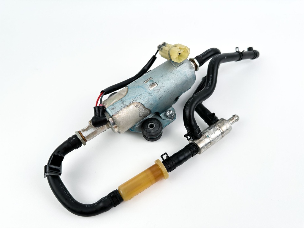 Suzuki 200 225 250 300 350 HP Outboard Low Pressure Lift Fuel Pump 15100-94900 Tested