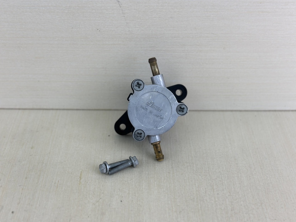 2003 Yamaha 80HP 4 Stroke Outboard Fuel Pump Assembly 68V-24410-00-00