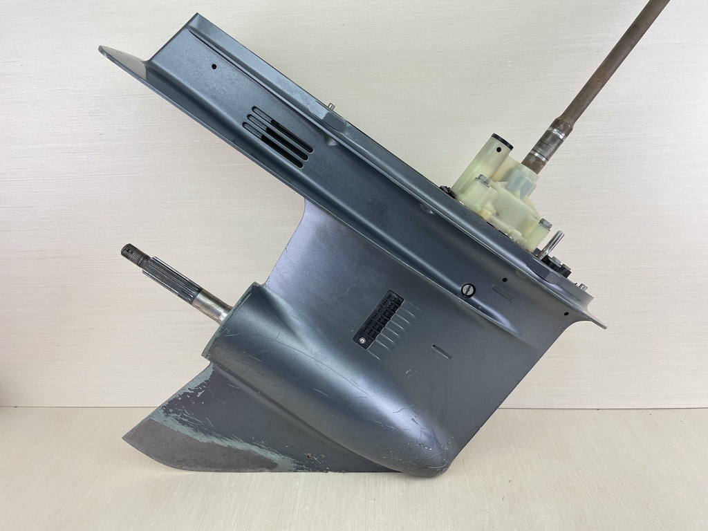 2006 Yamaha 115HP 4 Stroke Outboard 25" Lower Unit Gear Case 68V-45300-32-8D