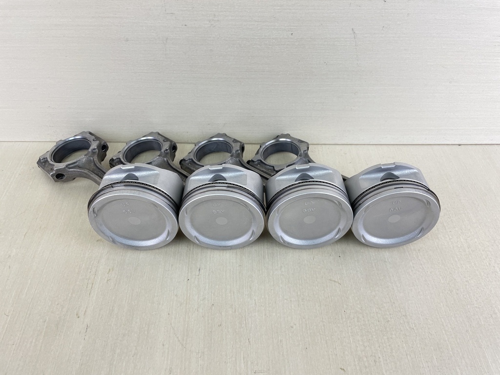 2006 Yamaha 115HP 4 Stroke Outboard Piston Connecting Rod Set 68V-W1164-01-00