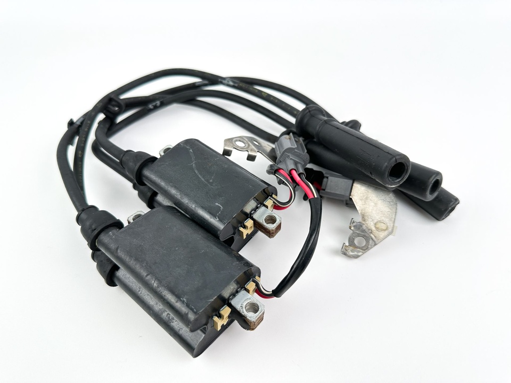 2016 Yamaha 115 HP 4 Stroke Outboard Ignition Coil Set 68V-82310-01-00 OEM