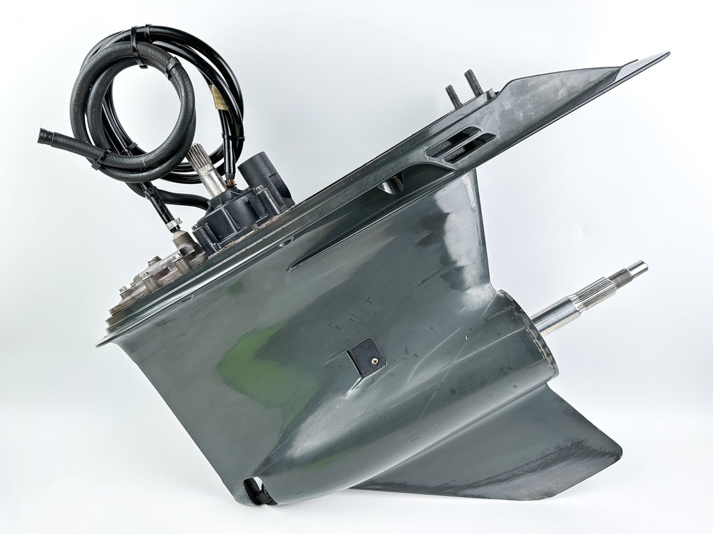 Evinrude Etec G2 150 175 200HP 2.7L Lower Unit Gear Case 5011636 SLX 2:16:1