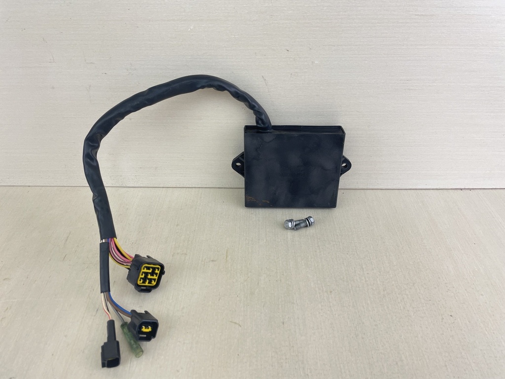 2000 Yamaha 50HP 4 Stroke Outboard CDI C.D.I Unit Assembly 62Y-85540-01-00