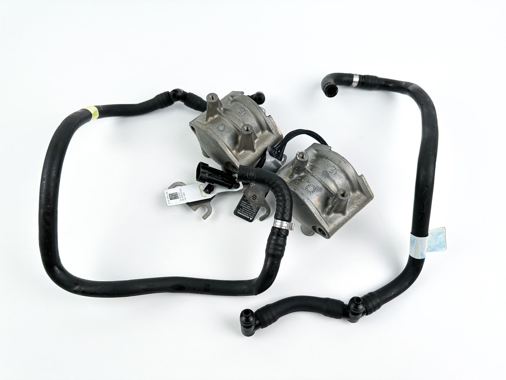 2006 Evinrude 40HP Etec 2 Stroke Outboard Fuel Injector Set W/ Rail 5006220 OEM