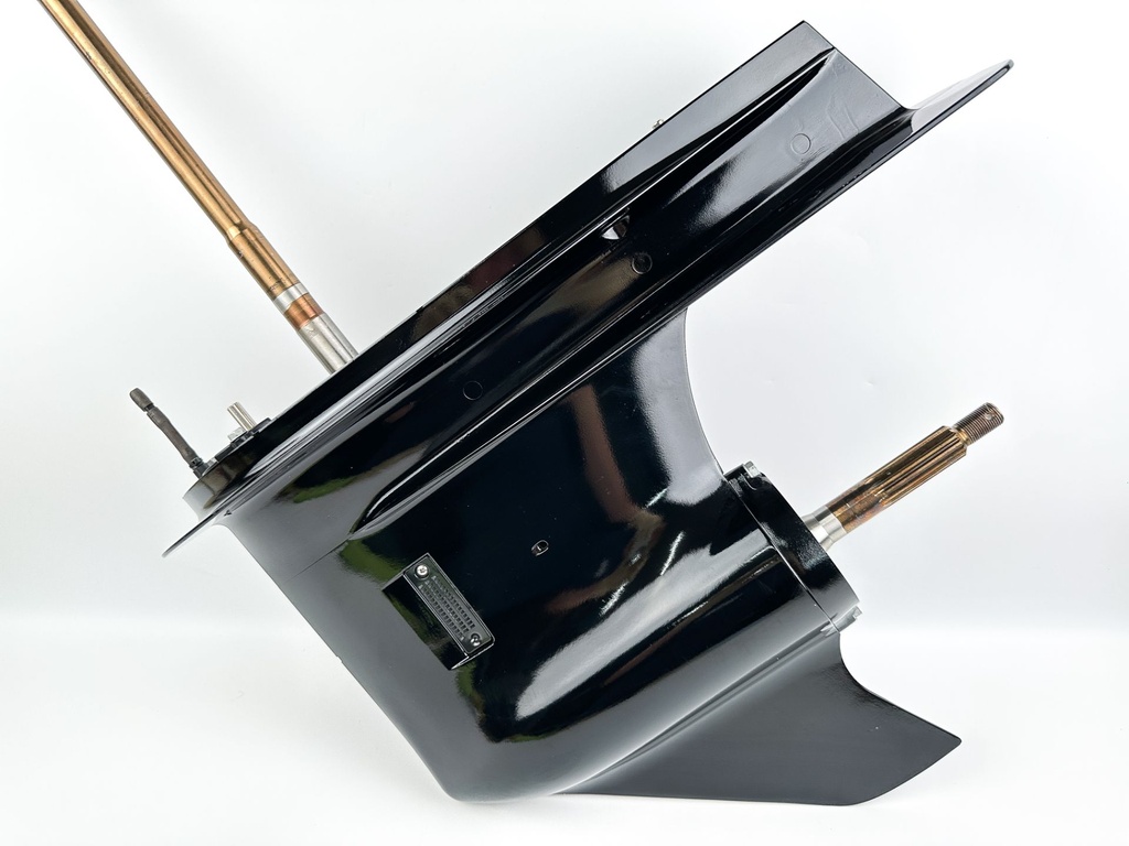 2001-18 Suzuki 115 140 HP 4 Stroke Outboard 20" Long Lower Unit Gear Case