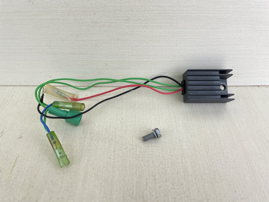 2008 Yamaha 70HP 2 Stroke Outboard Rectifier & Regulator Assembly 6H2-81960-10-00