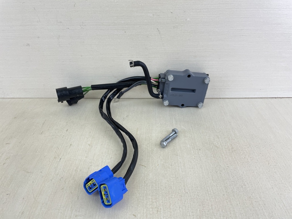 2006 Yamaha 225HP 4 Stroke Outboard Rectifier Regulator Assembly 69J-81960-11-00