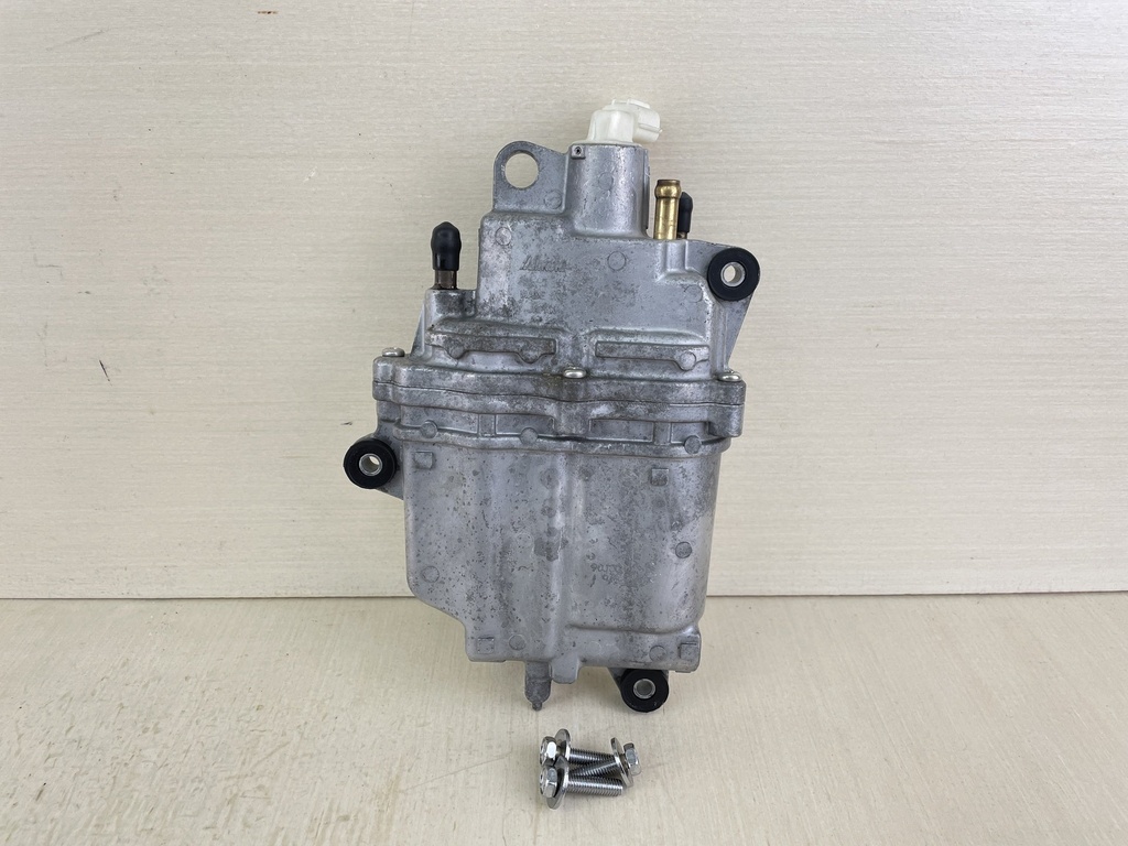 2007 Suzuki 140HP 4 Stroke Outboard Vapor Separator Tank VST 15600-90J01