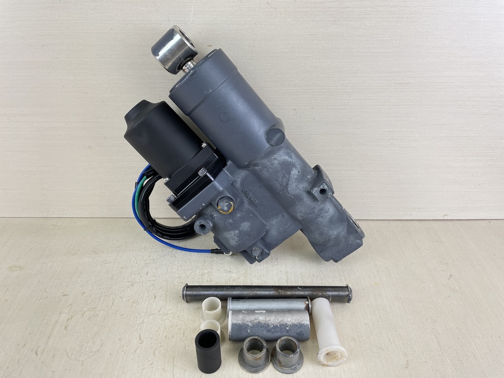 2016 Yamaha 90HP 4 Stroke Outboard Power Trim Tilt Unit 6D8-43800-12-8D