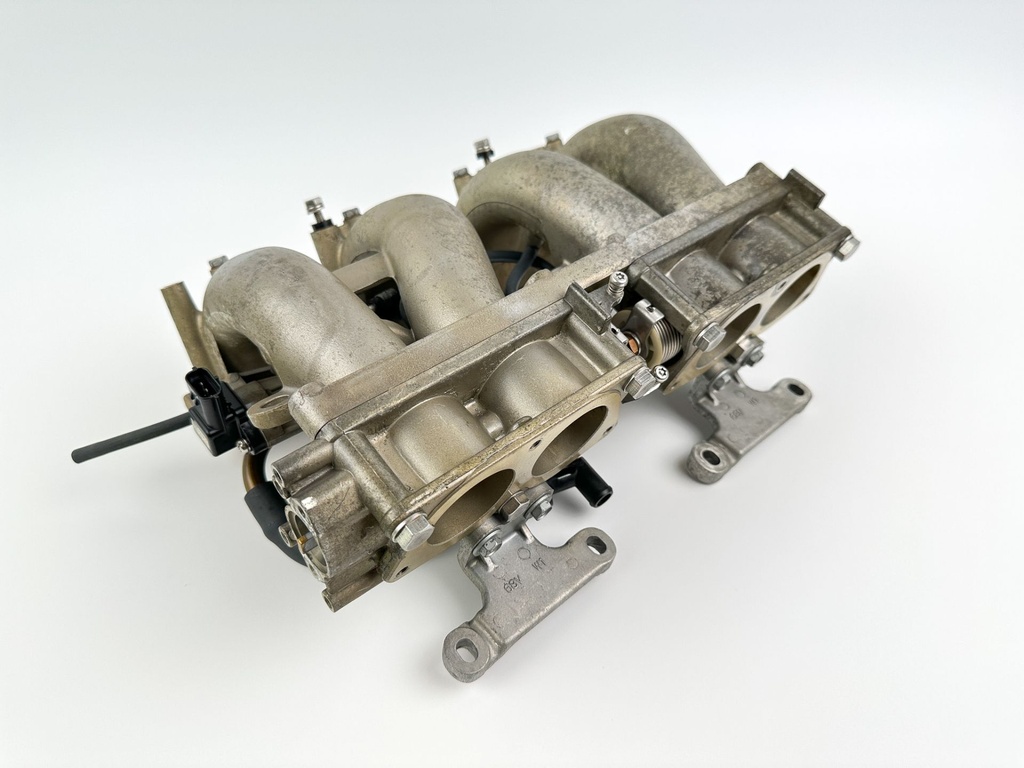 2003 Yamaha 115 HP 4 Stroke Outboard Intake Manifold & Throttle Body 68V-13751-01-00 OEM