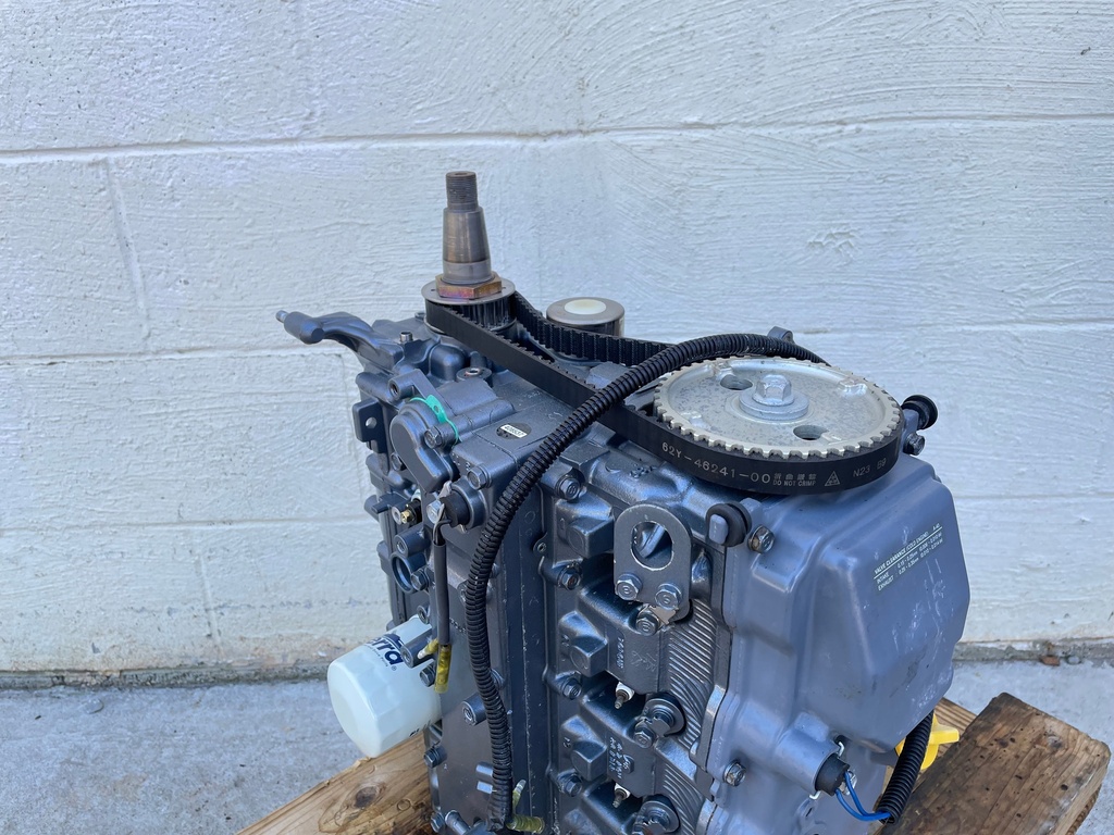 2000 Yamaha 50HP 4 Stroke Outboard Powerhead Crankcase Long Block Assembly