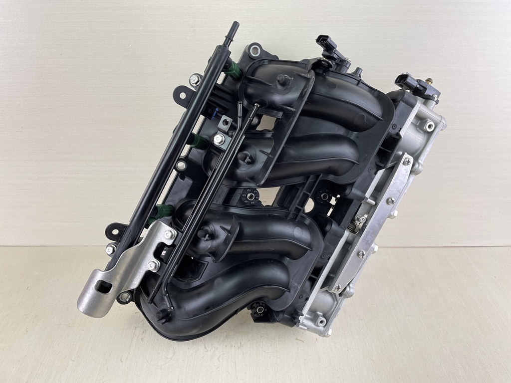 15-18 Yamaha 150HP 4 Stroke Outboard Intake Manifold Complete 63P-14200-80-00