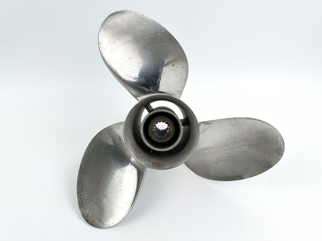 Suzuki Stainless Prop Propeller 3 x 14 x 18P Right Hand Rotation