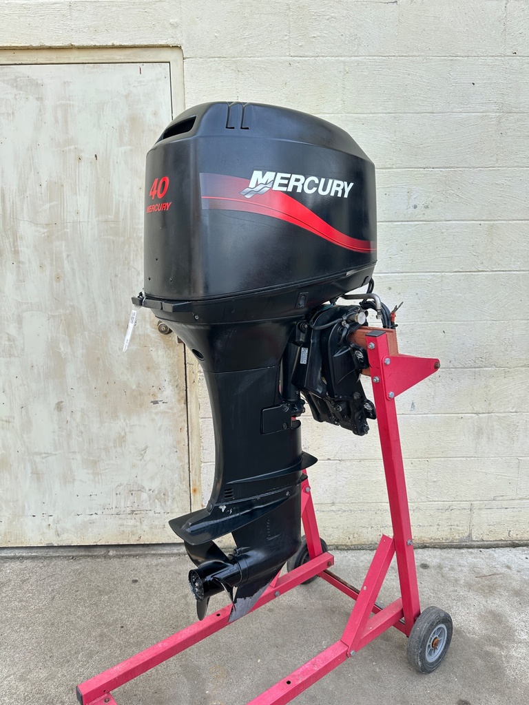 2004 Mercury 40HP 2 Stroke 3 Cylinder Outboard Engine 20" Shaft Good Condition