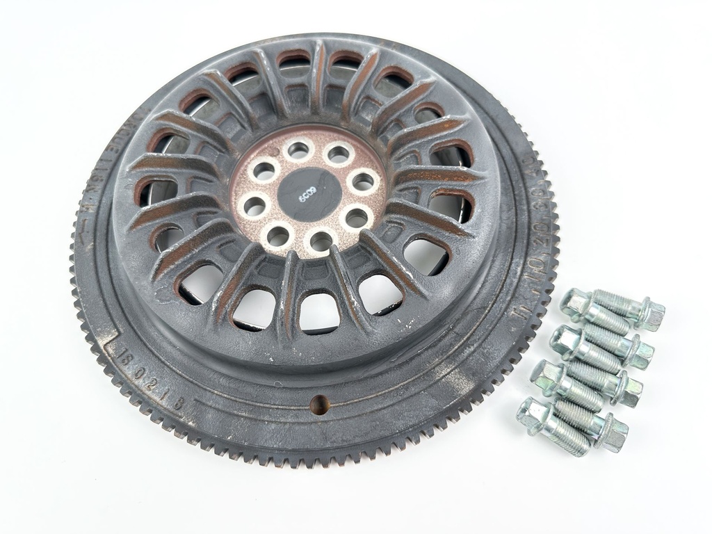 2016 Suzuki 175 HP 4 Stroke Outboard Flywheel 32102-96J02 OEM