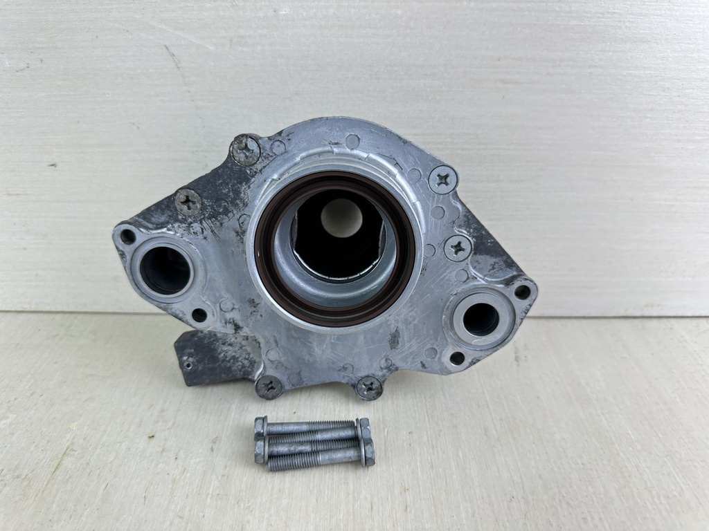 Oil Pump Assembly 69J-13300-00-00