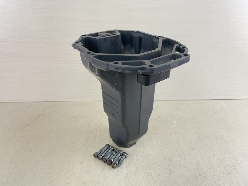 02-03 Yamaha 200 225 HP 4 Stroke Outboard Exhaust Muffler 69J-14711-00-5B