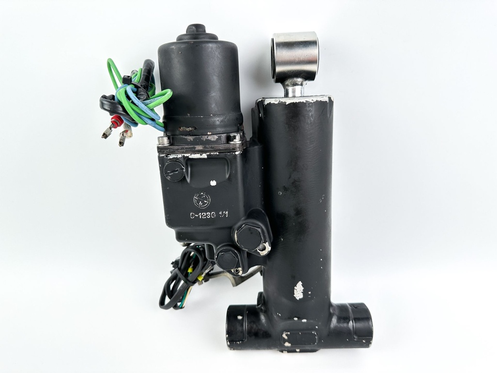 Evinrude Etec 70 90 115 130 HP Outboard Trim & Tilt Assembly Ready To Install