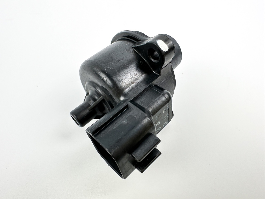 2003 Yamaha 225 HP 4 Stroke Outboard Idle Speed Control Valve ISC IAC 68V-1312A-00-00 OEM