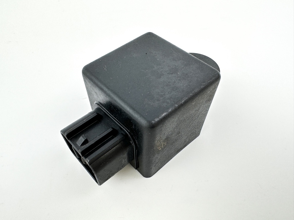 2003 Yamaha 225 HP 4 Stroke Outboard Relay Assembly 68V-81950-00-00 OEM