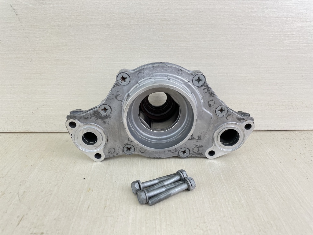 2011+ Yamaha 150HP 4 Stroke Outboard Oil Pump Assembly 63P-13300-02-00