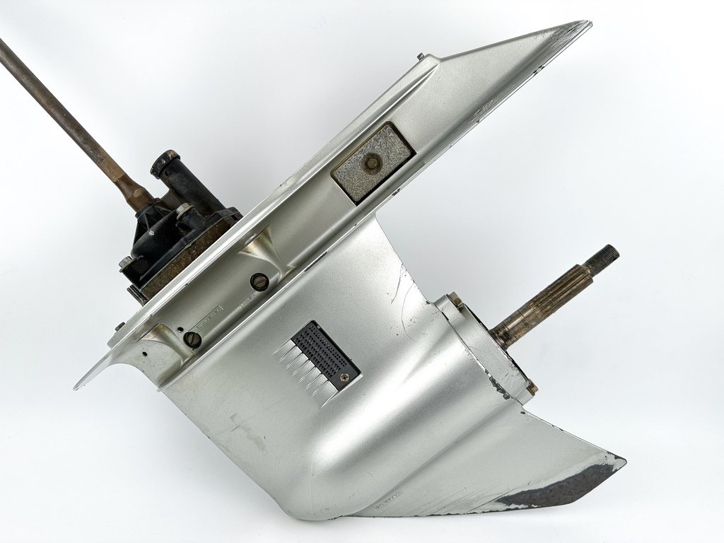 99 - 2006 Honda BF 75 90 HP Outboard 20" Long Lower Unit Gear Case