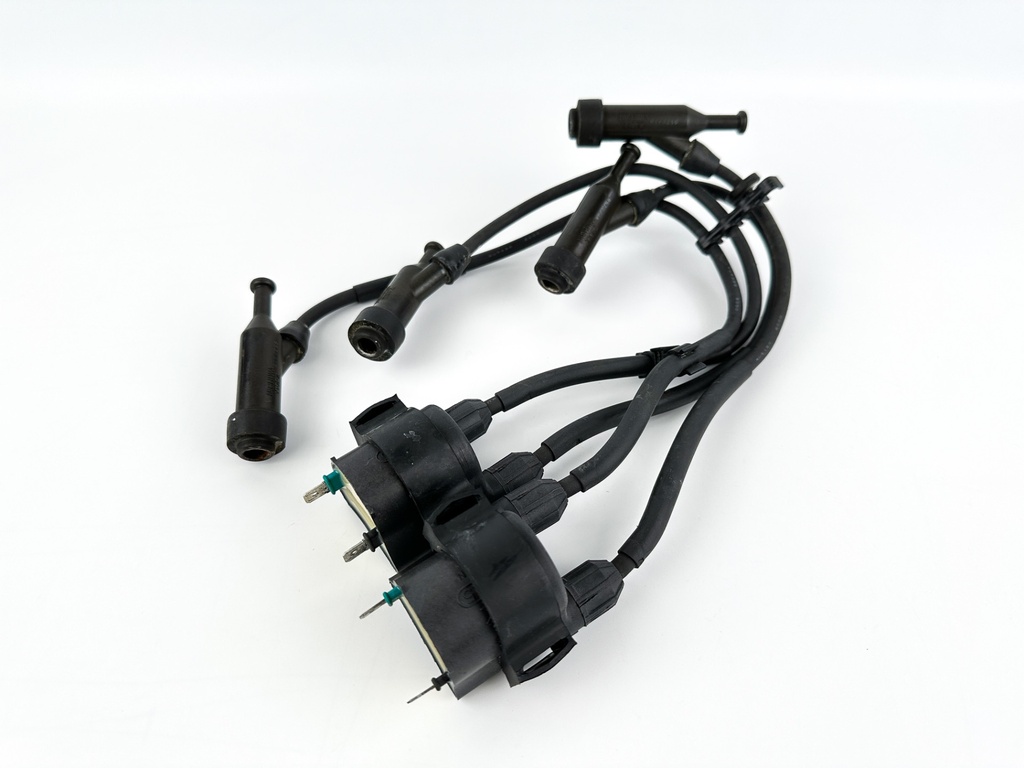 2002 Honda 90 HP 4 Stroke Outboard Ignition Coil Set 30500-ZW1-505 OEM