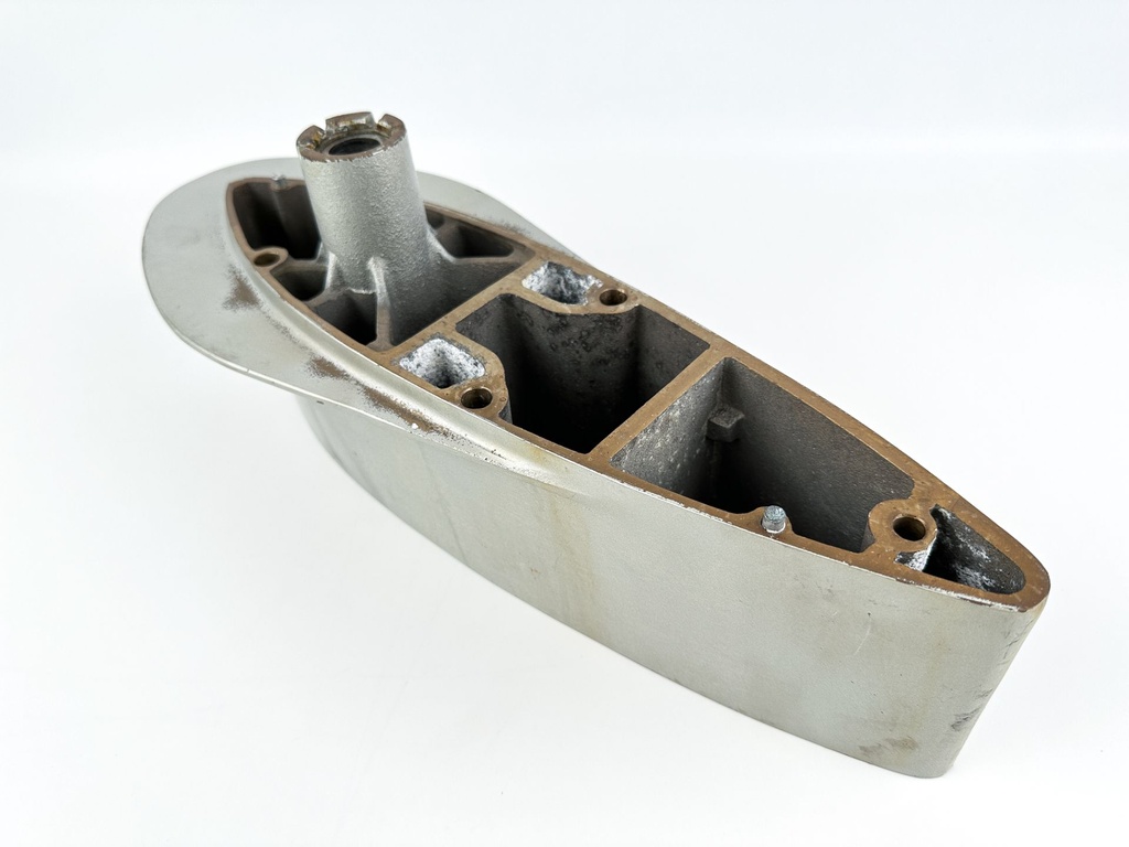 1996 Honda 50 HP 4 Stroke Outboard 5" Midsection Extension Case OEM