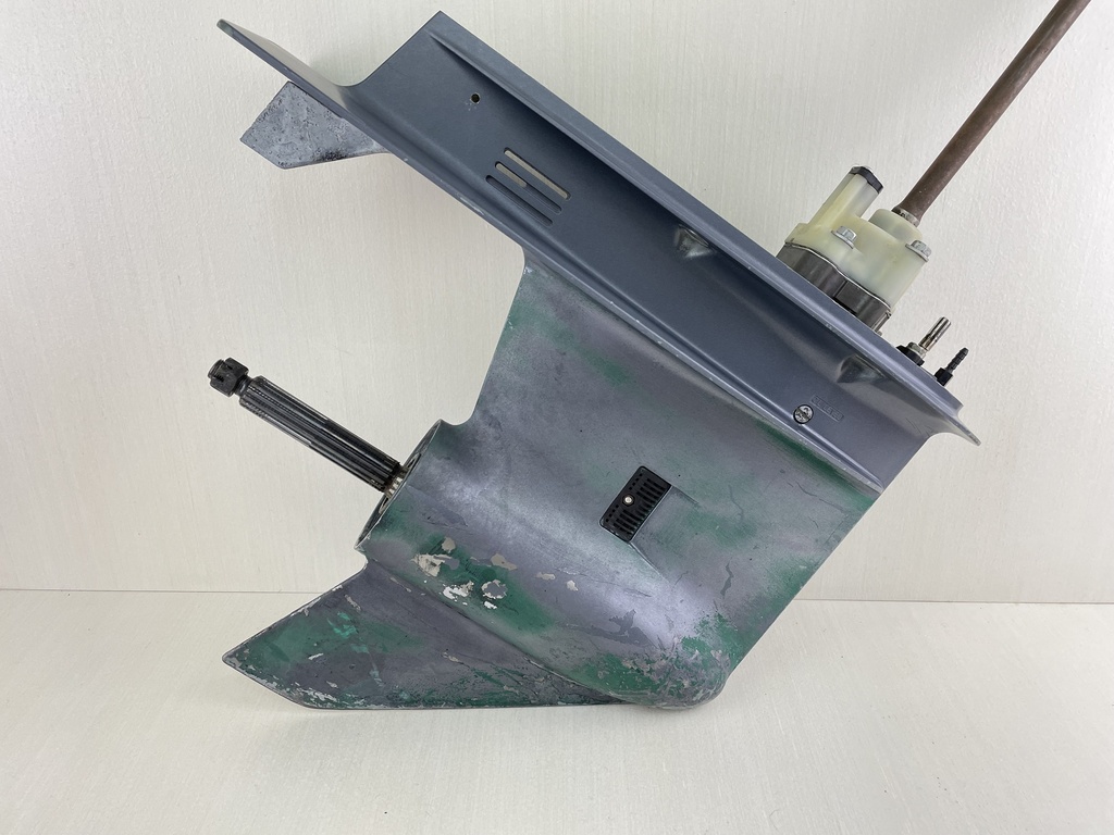 2008 Yamaha 70HP 2 Stroke Outboard 20" Long Lower Unit Gear Case 6H3-45300-20-8D