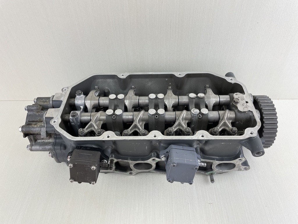 1997 Honda 90HP 4 Stroke Outboard Engine Cylinder Head 12210-ZW1-010ZA - Parts