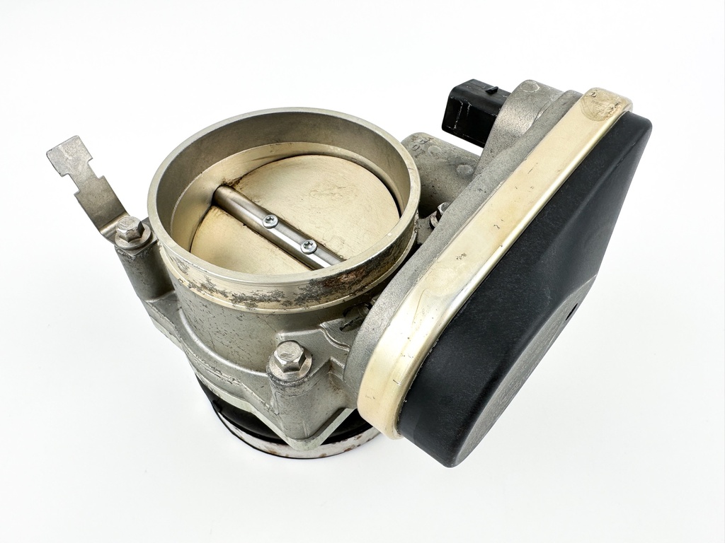 2012 Mercury 300 HP 4 Stroke Outboard Throttle Body Assembly 888991T04 OEM