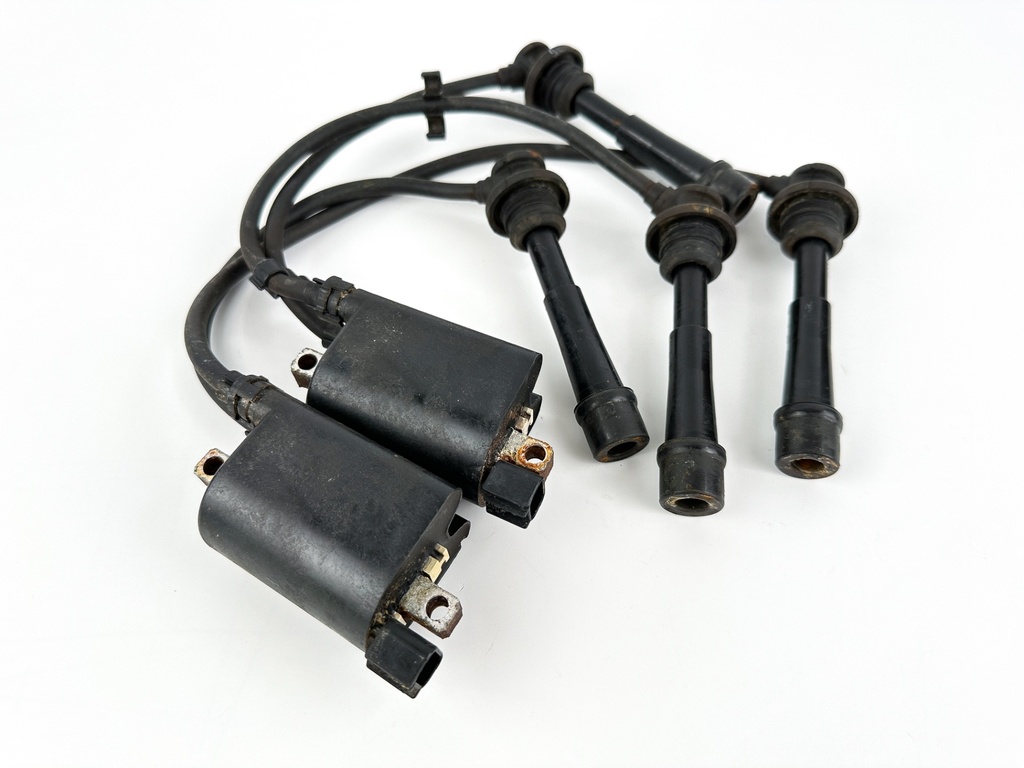 2002 Suzuki 140 HP 4 Stroke Outboard Ignition Coil Set 33410-90J00 OEM