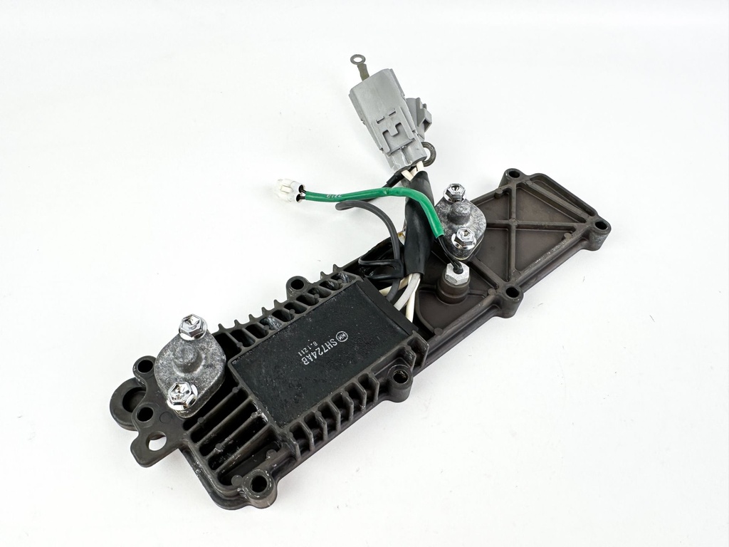 2008 Suzuki 115 HP 4 Stroke Outboard Rectifier & Regulator 32800-90J30 OEM