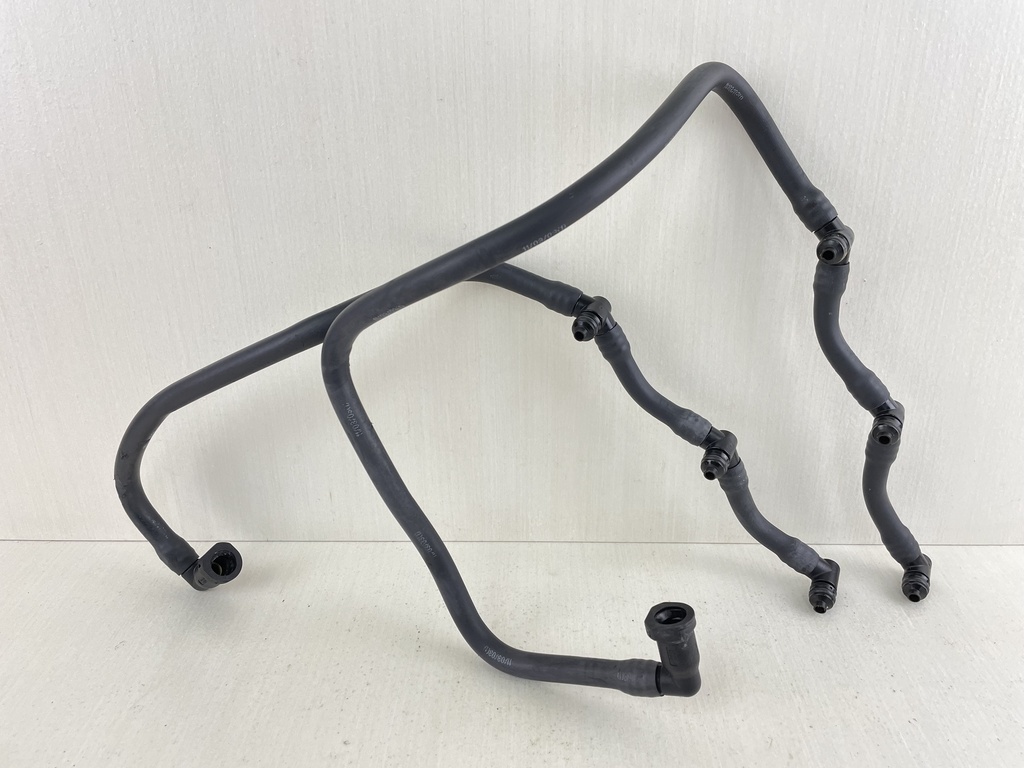 2004-05 Evinrude 75 90 HP 2 Stroke Etec Fuel Supply Return Line 5005348