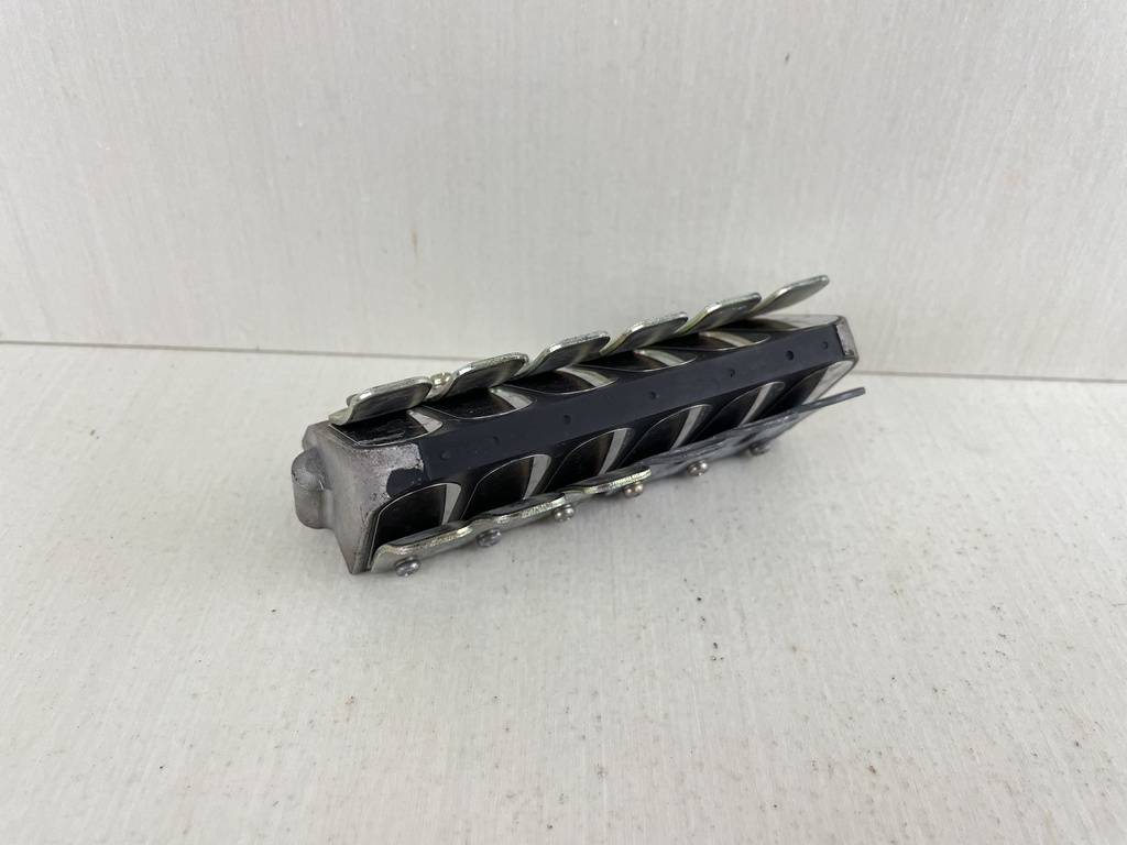 Evinrude Etec Reed Box Block Valve Assembly 0397336 397336 0766462 0439042