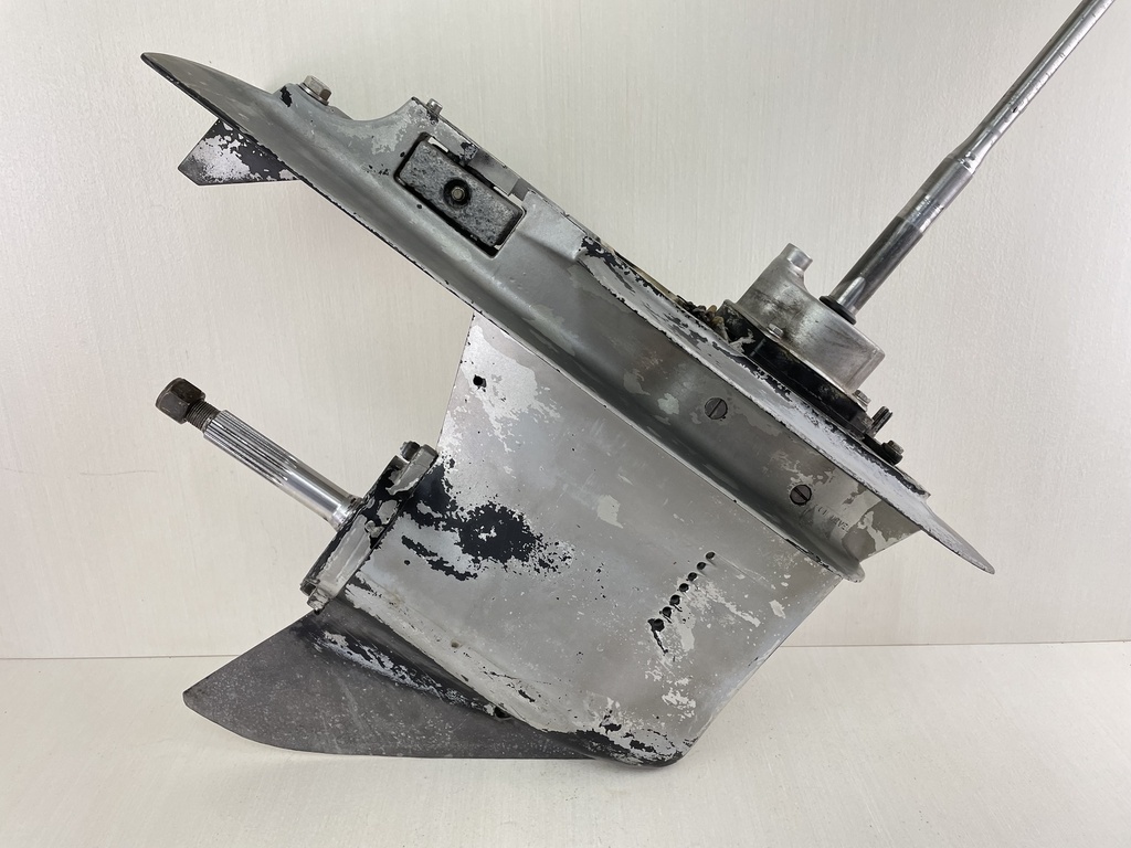 1997 Honda 75 90 HP 4 Stroke Outboard Long Lower Unit Gear Case 41100-ZW1-003ZA