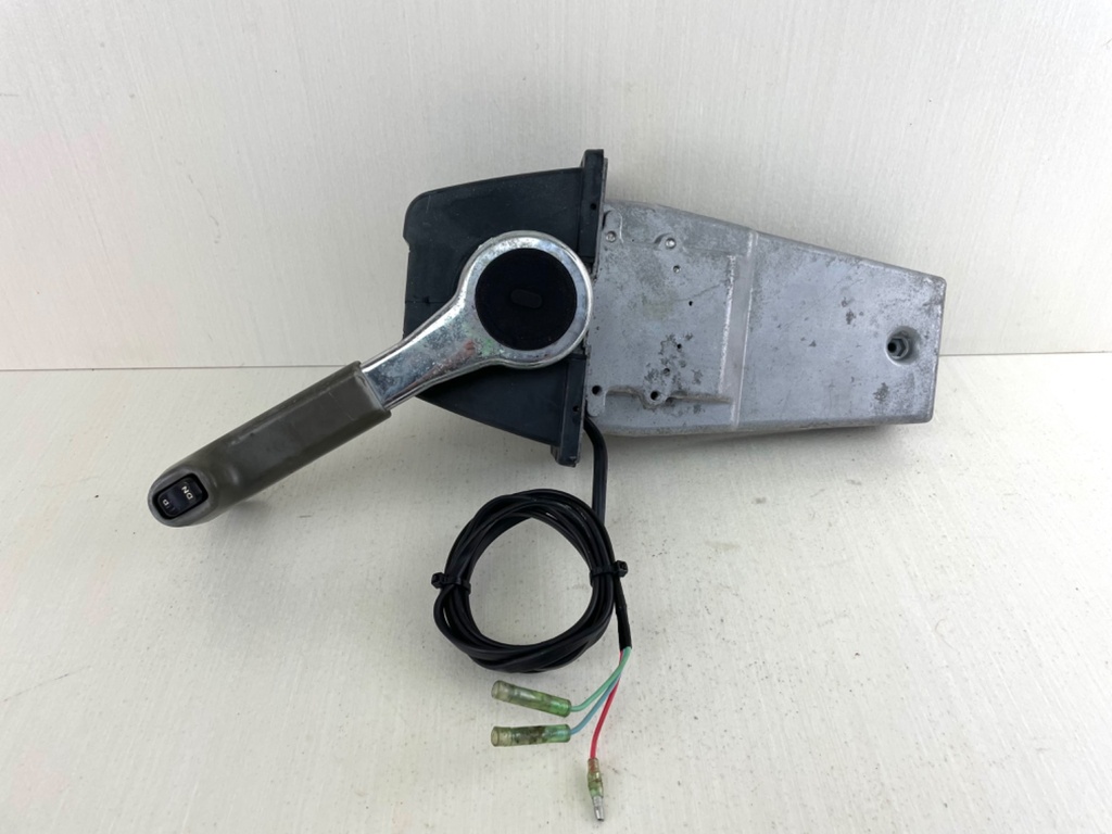 Top Mount Control Box Binnacle Yamaha 704