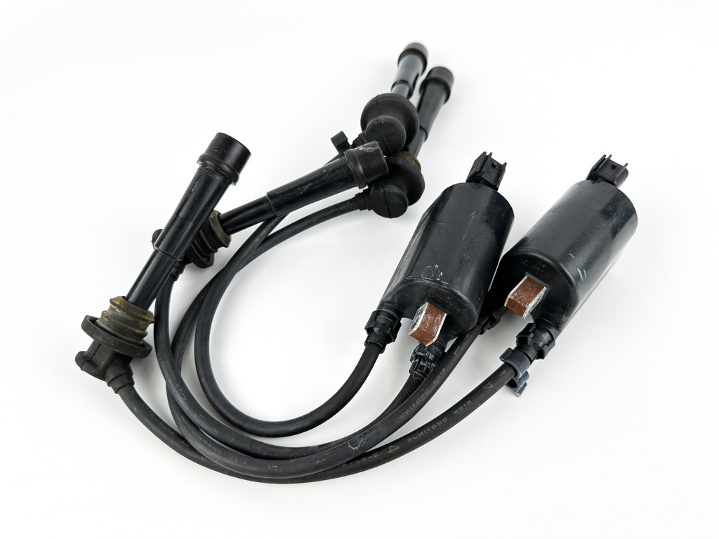 2013 Suzuki 140 HP 4 Stroke Outboard Ignition Coil Set 33410-90J00 OEM