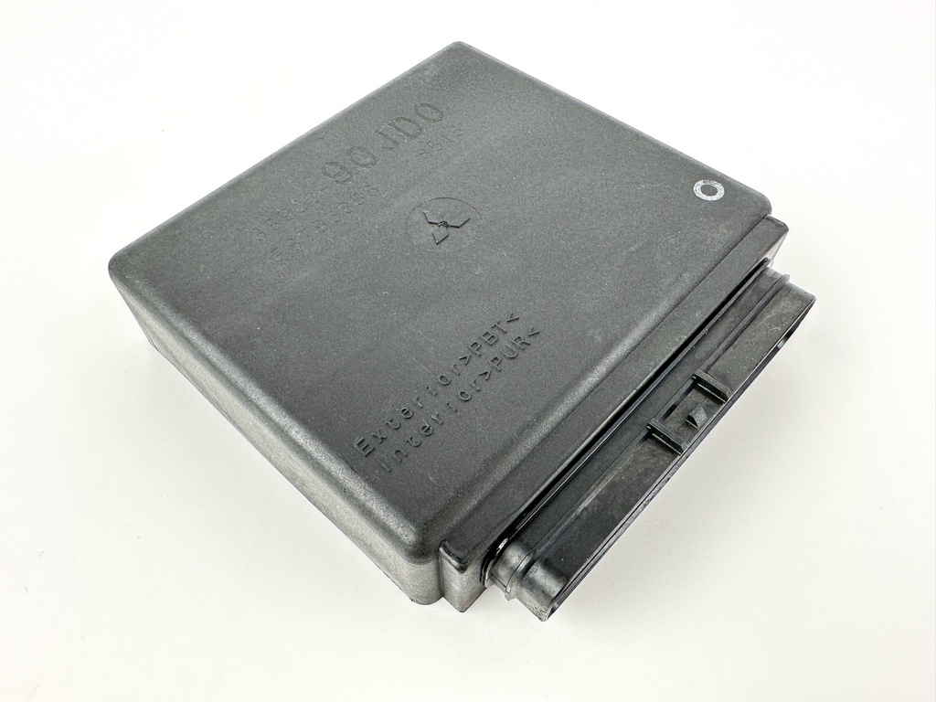 2009 Suzuki 100 HP 4 Stroke Outboard Engine Control Unit ECU 33920-90JD1 OEM