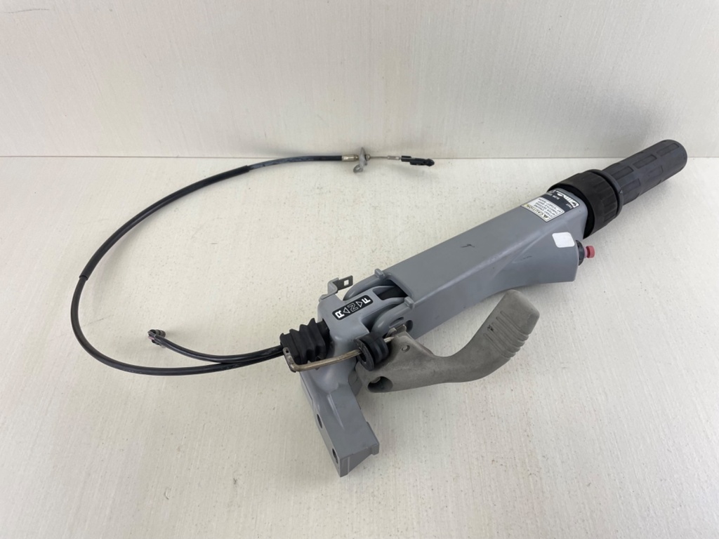 2001-07 Honda 8 9.9 HP 4 Stroke Outboard Tiller Handle Assembly 53110-ZW9-010ZA