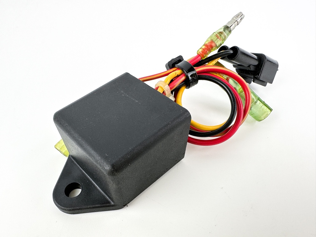 2001 Yamaha 200 HP 2 Stroke Outboard Relay Assembly 65L-81950-00-00 OEM