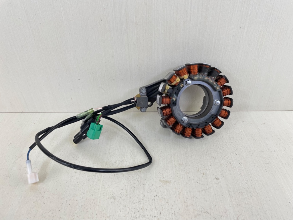 2010 Yamaha 25HP 4 Stroke Stator & Coil Pulser Assembly 6BL-85510-00-00